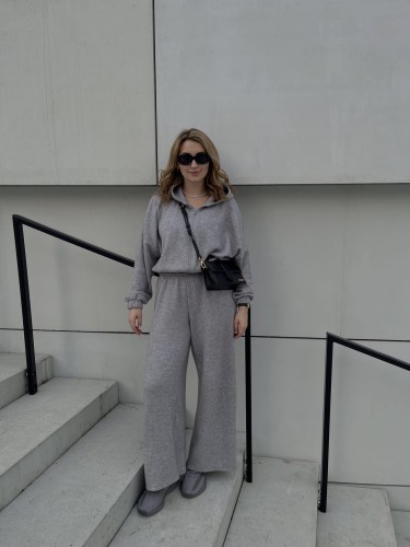 COMFYGREY1.jpeg
