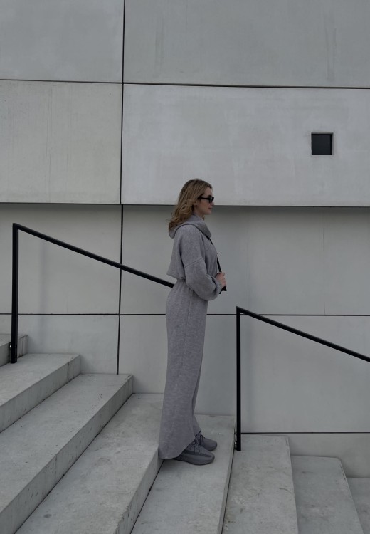 COMFYGREY3.jpeg