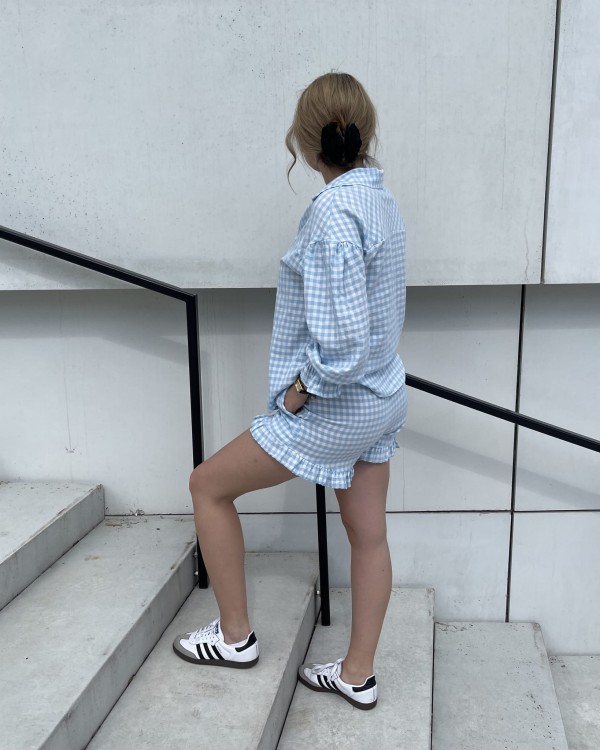 capri blue 2.jpg