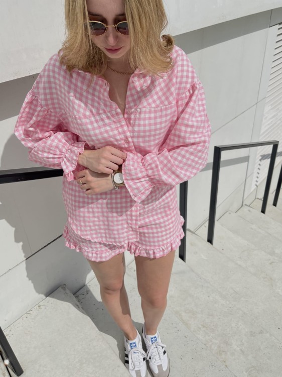 capri pink 1.jpg